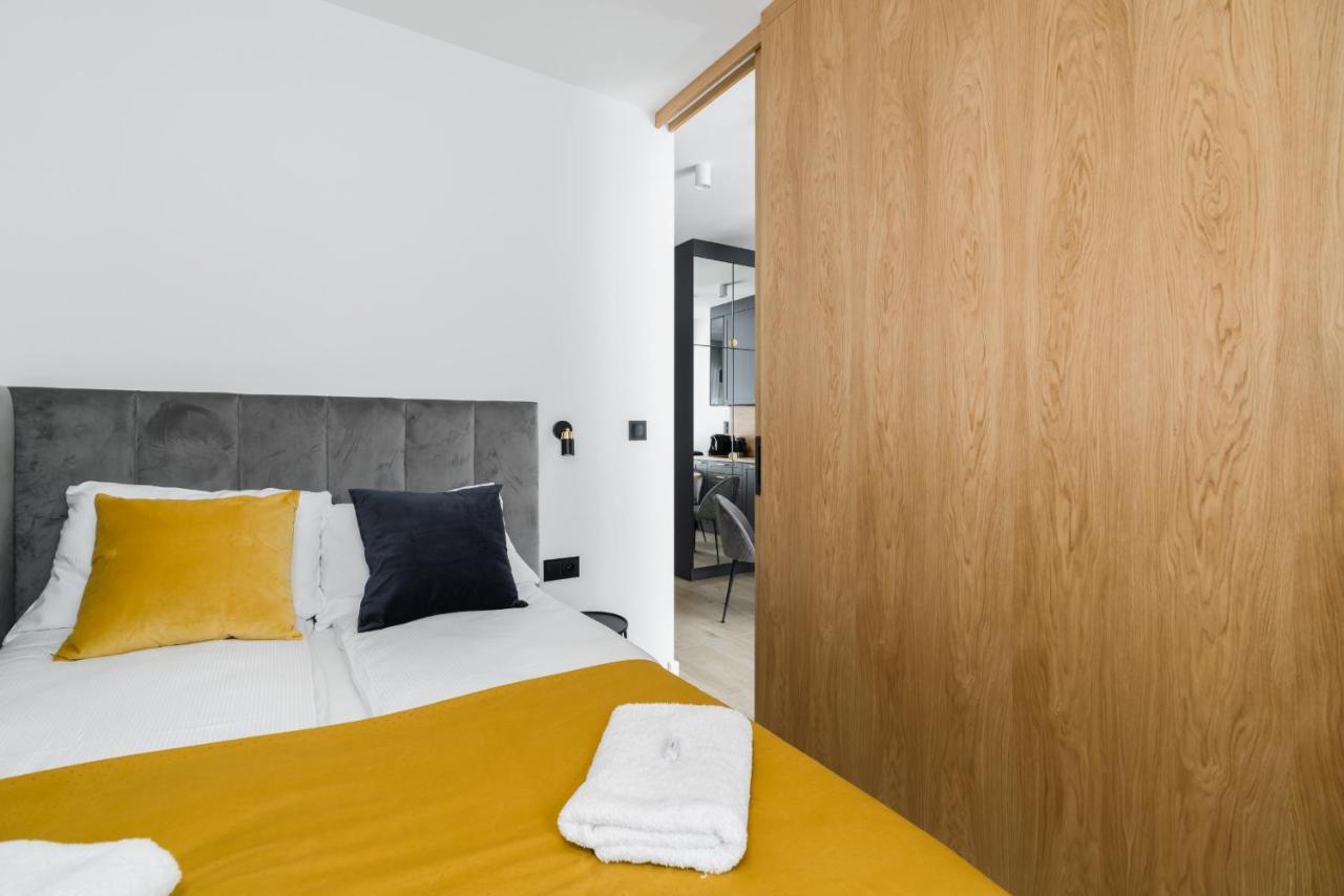 Niedzialkowskiego 25 Apartments Stary Browar City Center By Renters Prestige Poznan Bagian luar foto