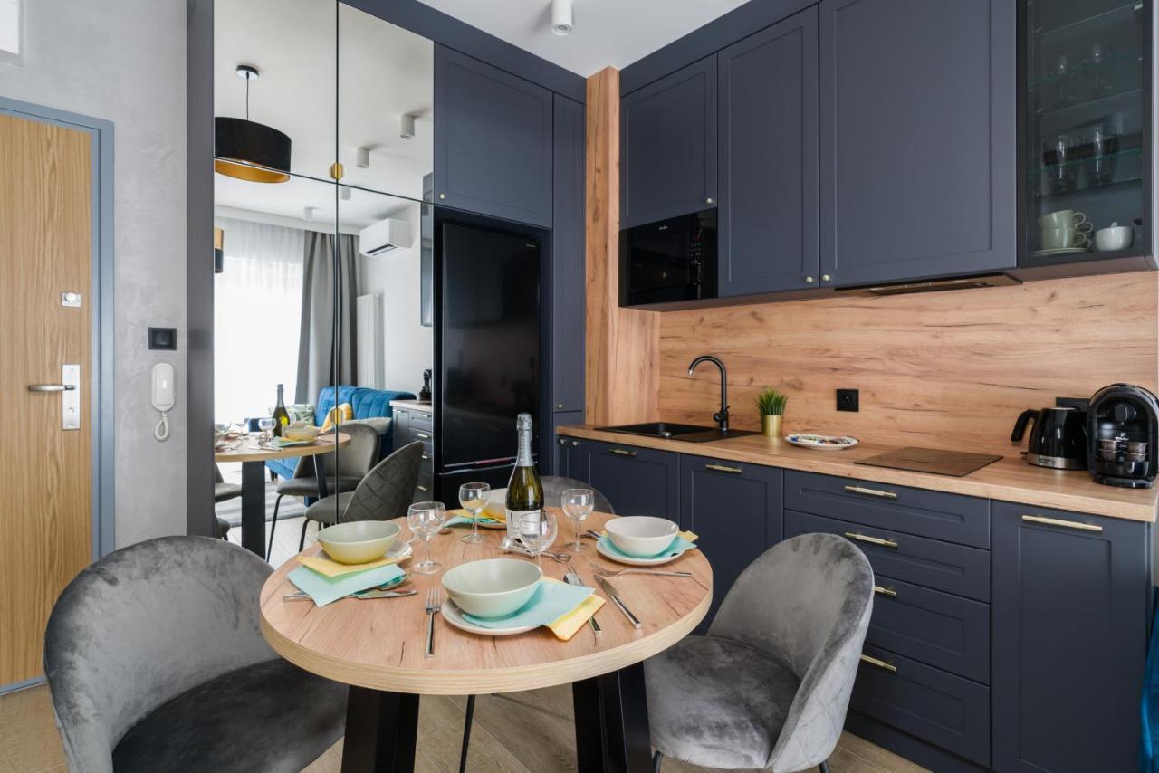 Niedzialkowskiego 25 Apartments Stary Browar City Center By Renters Prestige Poznan Bagian luar foto