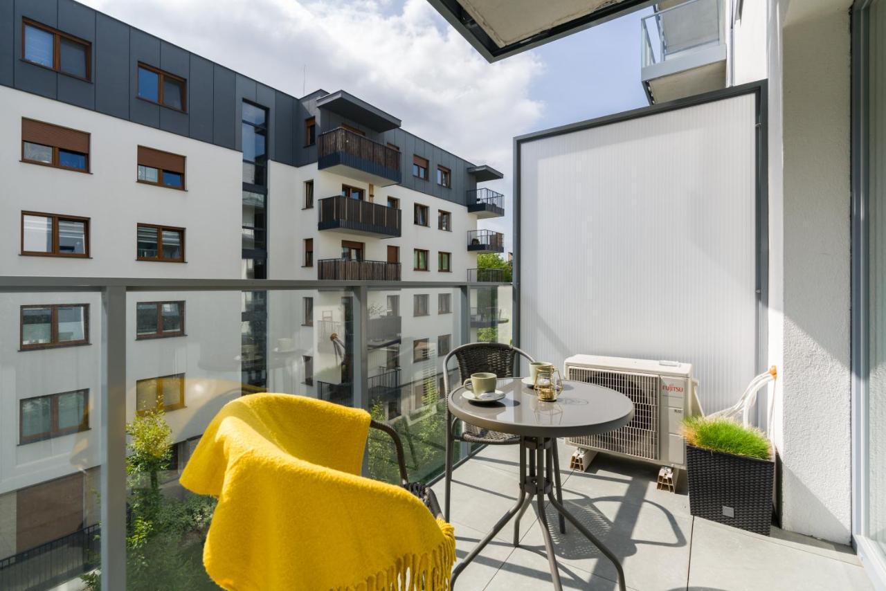 Niedzialkowskiego 25 Apartments Stary Browar City Center By Renters Prestige Poznan Bagian luar foto
