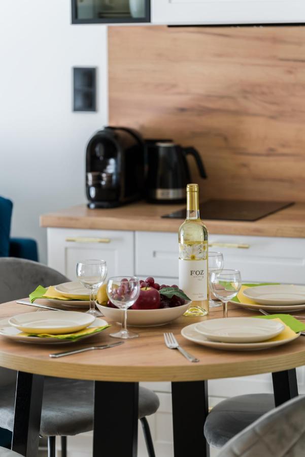 Niedzialkowskiego 25 Apartments Stary Browar City Center By Renters Prestige Poznan Bagian luar foto