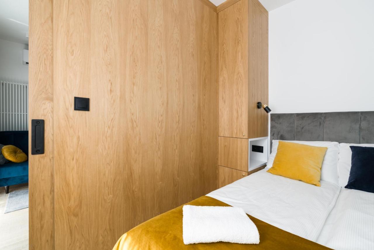 Niedzialkowskiego 25 Apartments Stary Browar City Center By Renters Prestige Poznan Bagian luar foto